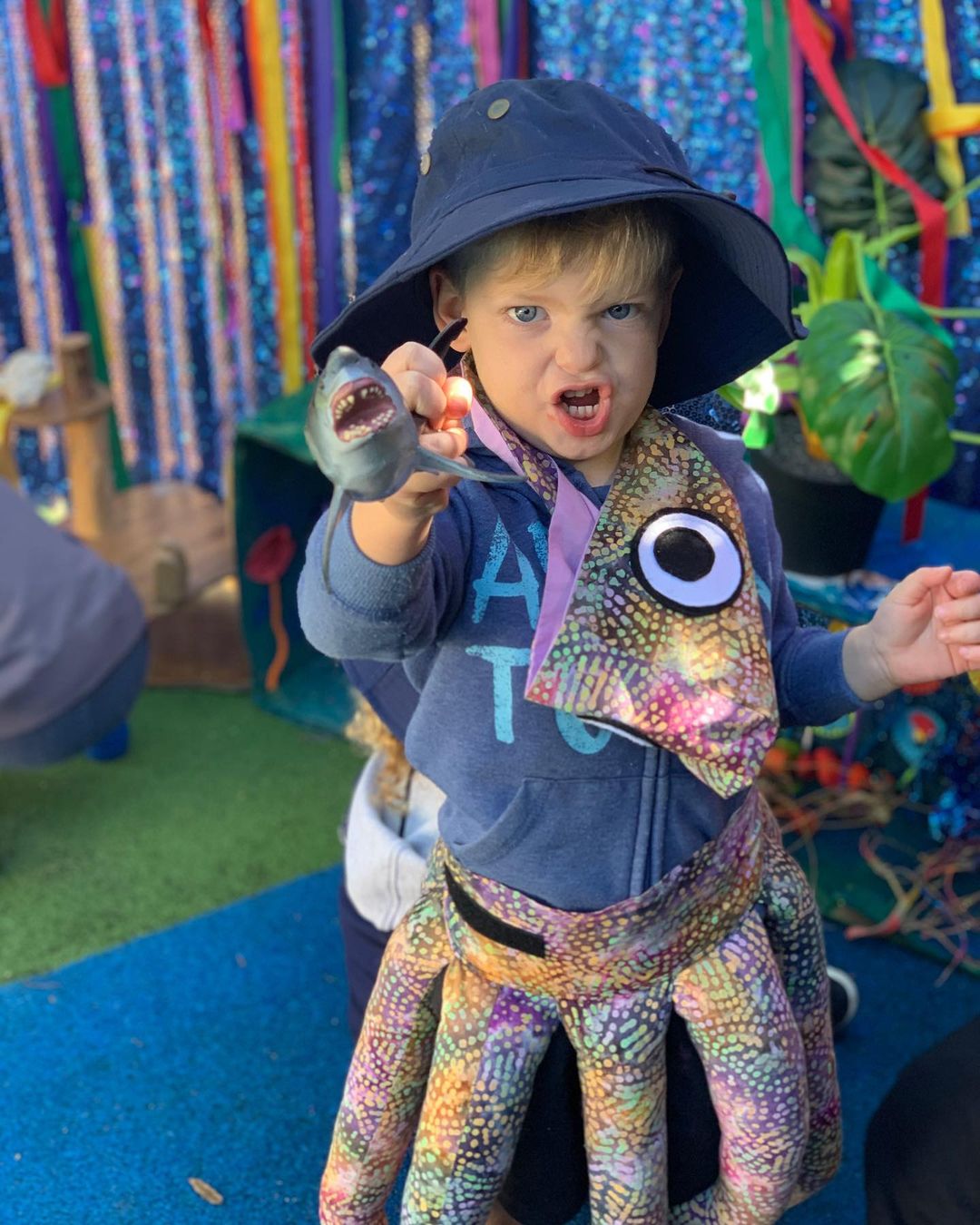 This month our children have focused on learning about the Ocean as we celebrated World Ocean 🌊 and World Turtle 🐢 Day! 

We explored how we can care and look after our beautiful oceans! The children also explored music and movement and danced like the ocean 💃🕺
.

#childcare #worldoceanday #worldturtleday #timefornature #ocean #planetearth #caring #music #octopusgarden #greenheroes #beagreenhero #sustainability #glowinggreencrusaders #australianwildlife #plasticfree #australiananimals #mothernature  #wildlifecare #earlylearning #goldcoastchildcare #community #nationalqualitystandards #nationalqualityframework #aheadstartcentres
