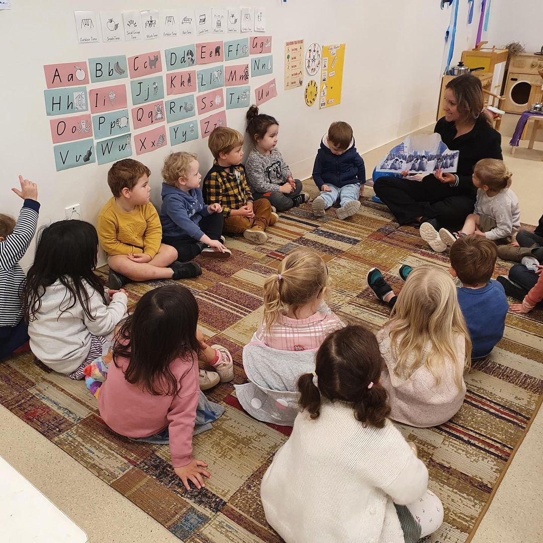 Brrr ❄❄ it's cold outside.. 

This morning the children in the Kindy room were talking about how cold it was, and how they had noticed "steam" coming out of their mouths when they breathed out.  We decided to extend on this interest by asking the children what they knew about cold weather, which in turn lead to a discussion about snow.  The children then had the opportunity to make their very own snow to explore, made some snowflakes from paddle pop sticks and glitter, and got creative with some snow themed play dough, adding some gem stones and coloured pom poms to make "snow monsters", "snow cakes" and many other clever creations 😁☃️❄☁️ #snowday #learningthroughplay #childcare
